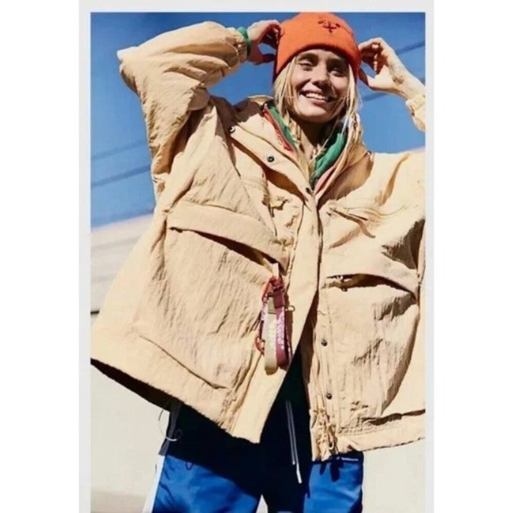 Free People FP Movement Lightweight Insulated Jacket Yellow Size M L NWT